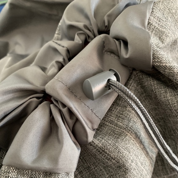 SOLD-Herschel Backpack 🎒 - Picture 7 of 16